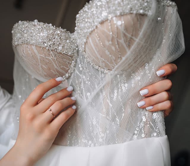 Trajes y vestidos de fiesta a medida en Ferrol